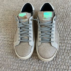 Sparkly P448’s Size 9 1/2